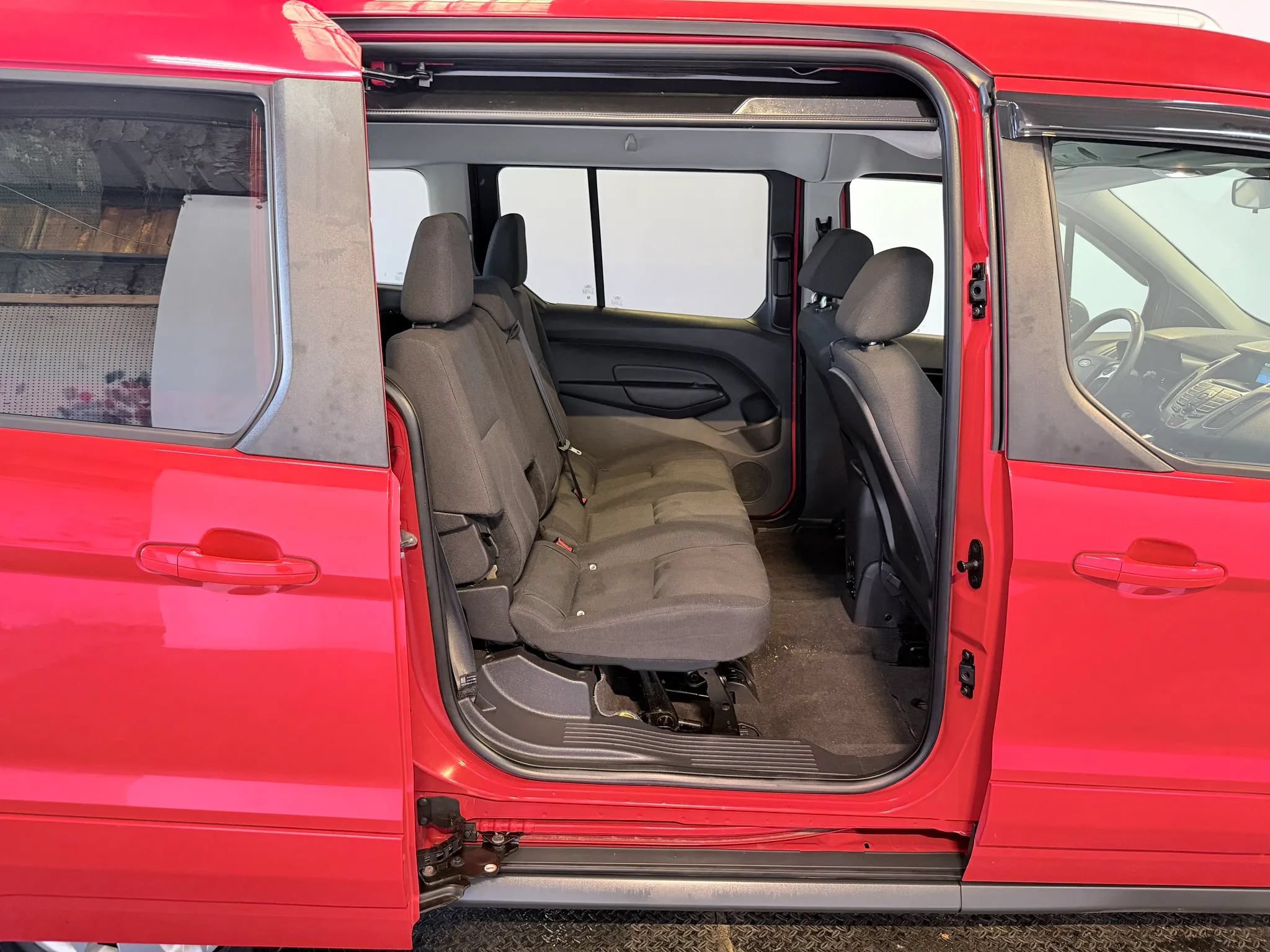 Used 2014 Ford Transit Connect XLT FWD image 31