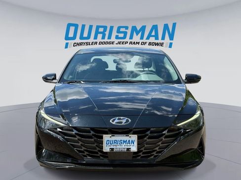 Used 2022 Hyundai Elantra SEL w/ Convenience + Premium Package FWD image 6