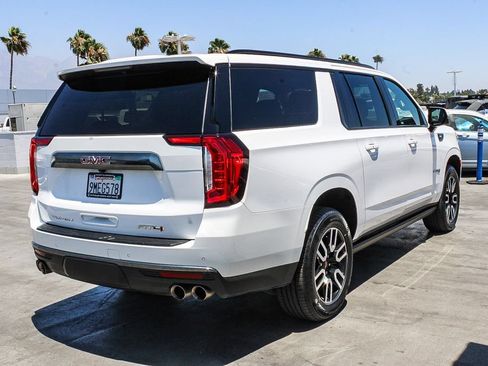 Used 2023 GMC Yukon XL AT4 w/ AT4 Premium Package AWD/4WD image 9