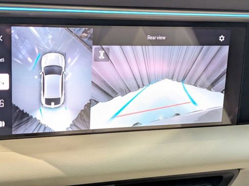 New 2025 Porsche Macan 4S Electric image 25