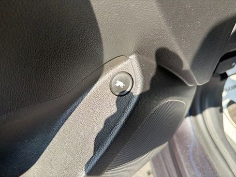 Used 2016 Chevrolet Cruze LT w/ Convenience Package image 19