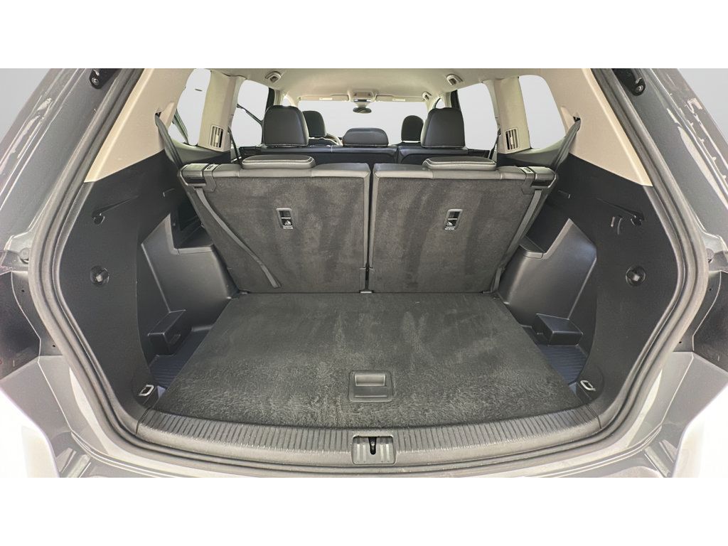 Used 2025 Volkswagen Atlas SE AWD/4WD image 20