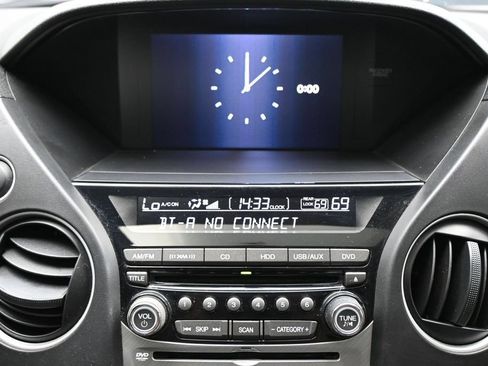 Used 2013 Honda Pilot Touring image 22