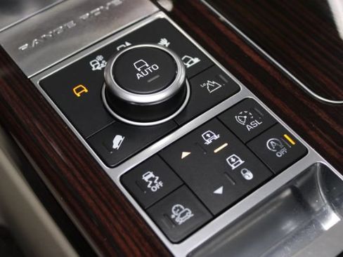 Used 2016 Land Rover Range Rover HSE AWD/4WD image 16