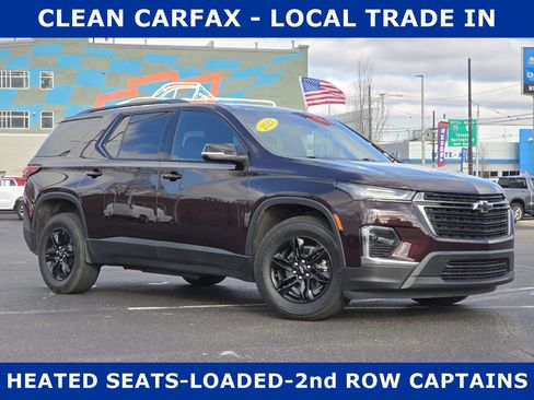 Used 2023 Chevrolet Traverse LT image 1