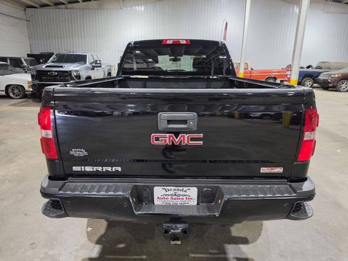 Used 2017 GMC Sierra 2500 SLT w/ All Terrain X HD Package AWD/4WD image 10
