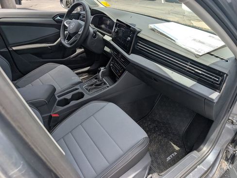 New 2025 Volkswagen Jetta SE image 23