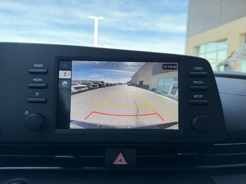 Certified 2025 Hyundai Elantra Sport image 29