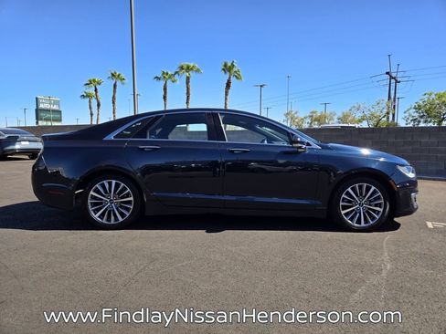 Used 2020 Lincoln MKZ FWD image 7