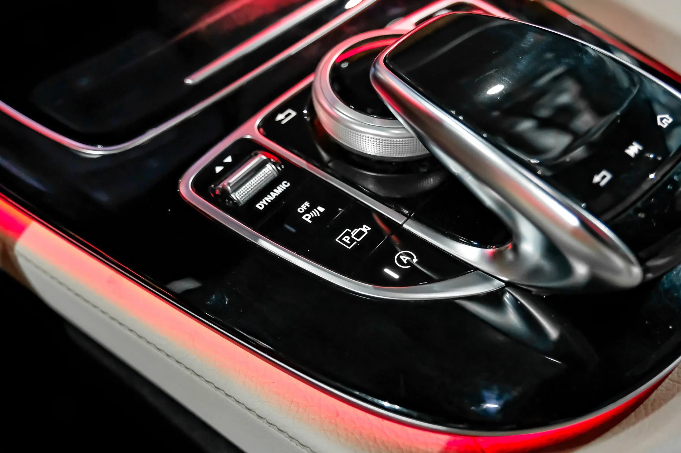 Used 2018 Mercedes-Benz E 300 image 25