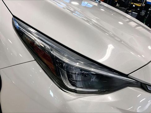 Used 2024 Subaru Crosstrek 2.5i Limited AWD/4WD image 34