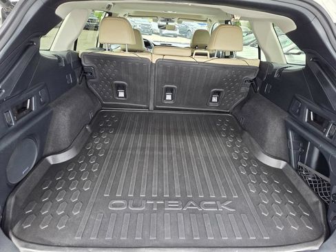 Used 2020 Subaru Outback Limited w/ Popular Package #2 AWD/4WD image 14