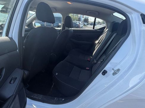 Used 2025 Nissan Sentra SV FWD image 10