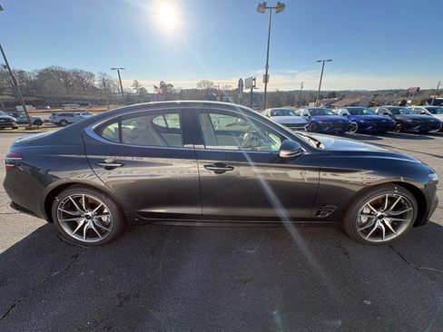 New 2026 Genesis G70 2.5T Prestige image 5