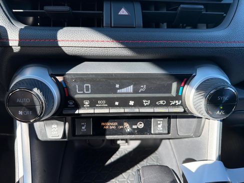 Used 2021 Toyota RAV4 SE w/ Weather & Moonroof Package image 27