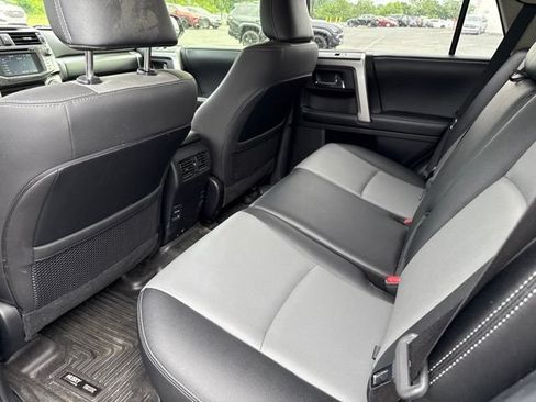 Used 2019 Toyota 4Runner SR5 Premium AWD/4WD image 10