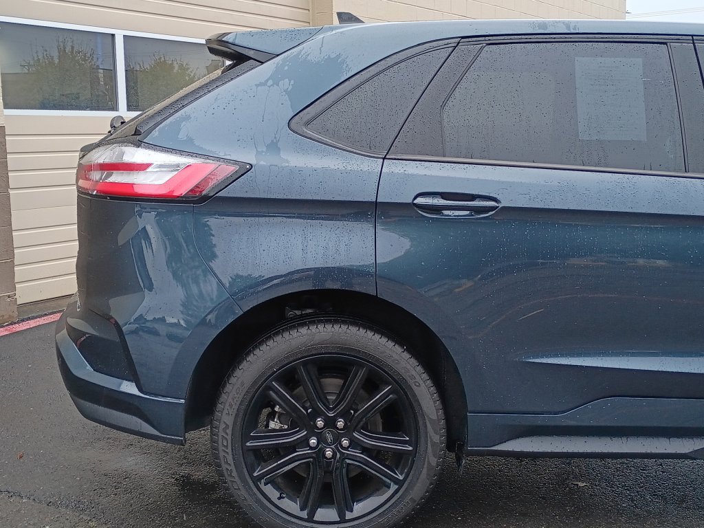 Used 2024 Ford Edge ST-Line AWD/4WD image 4