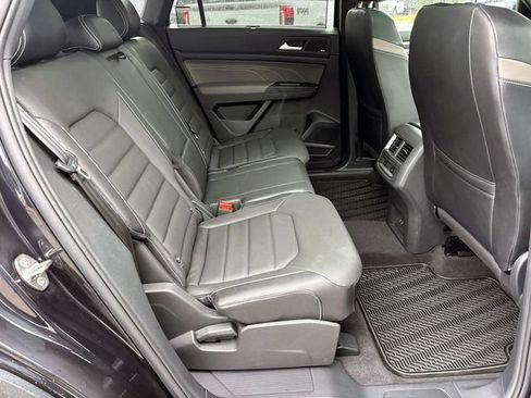 Used 2021 Volkswagen Atlas Cross Sport SEL Premium R-Line AWD/4WD image 16