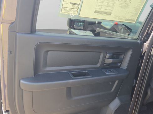 New 2026 RAM 2500 Tradesman AWD/4WD image 19