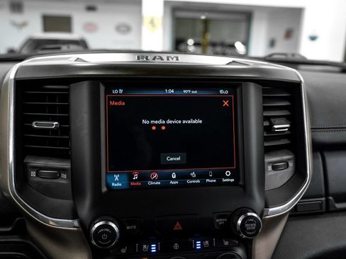 Used 2021 RAM 1500 Laramie RWD image 27