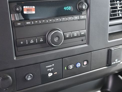 New 2025 GMC Savana 3500 w/ Power Convenience Package image 21