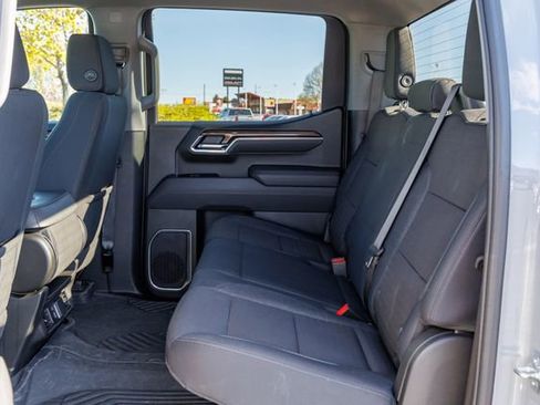 Used 2025 Chevrolet Silverado 1500 RST w/ Z71 Off-Road Package image 8