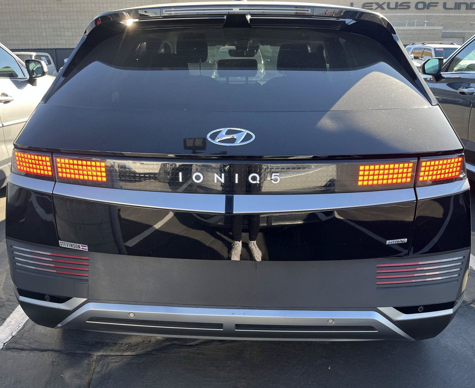 Used 2024 Hyundai Ioniq 5 SEL AWD/4WD image 4