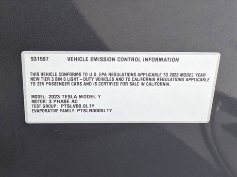 Used 2023 Tesla Model Y 2WD image 23