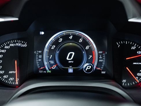 Used 2016 Chevrolet Corvette Z06 w/ 3LZ Preferred Equipment Group image 16