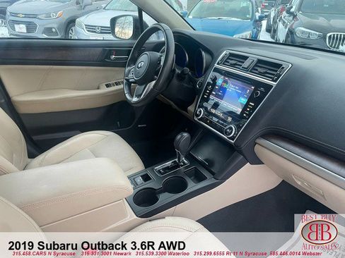 Used 2019 Subaru Outback 3.6R Limited image 9