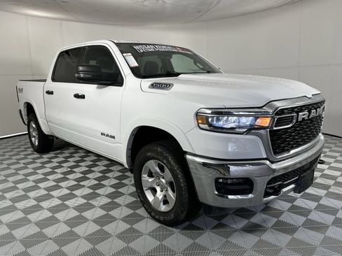 Used 2025 RAM 1500 Lone Star AWD/4WD image 2