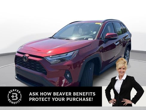 Used 2023 Toyota RAV4 XLE Premium image 1