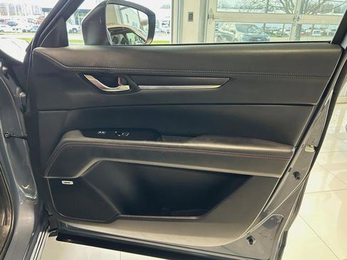 Used 2023 MAZDA CX-5 Carbon Edition image 25