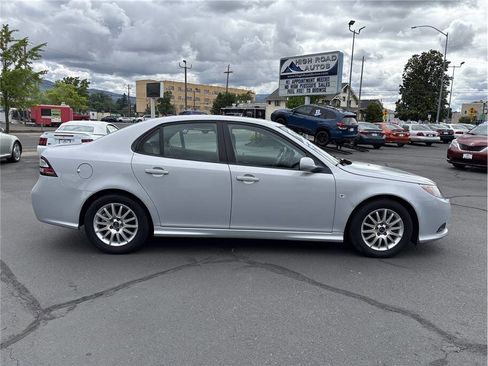 Used 2010 Saab 9-3 2.0T w/ Comfort Package FWD image 6