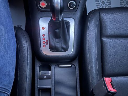 Used 2016 Volkswagen Tiguan S image 20