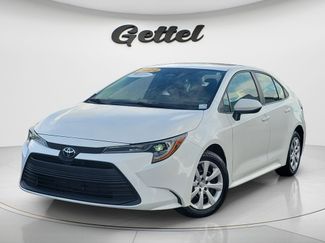 Used 2024 Toyota Corolla LE FWD video 1