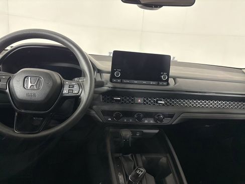 Used 2024 Honda Accord EX image 22
