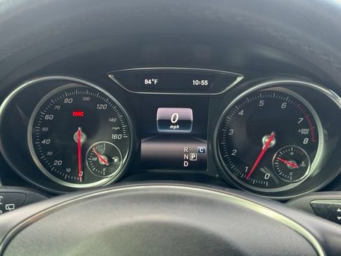 Used 2019 Mercedes-Benz GLA 250 4MATIC image 35