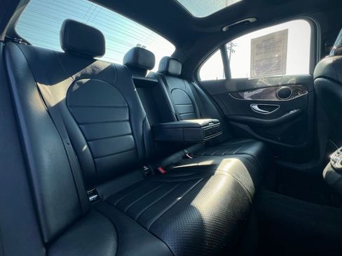 Used 2018 Mercedes-Benz C 300 Sedan image 27