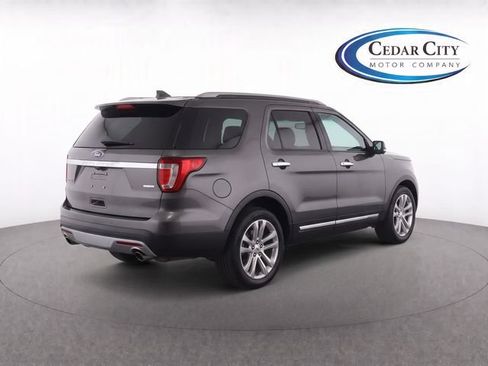Used 2016 Ford Explorer Limited w/ Equipment Group 301A AWD/4WD image 4