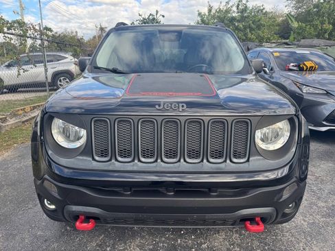 Used 2016 Jeep Renegade Trailhawk w/ Premium Trailhawk Package AWD/4WD image 7