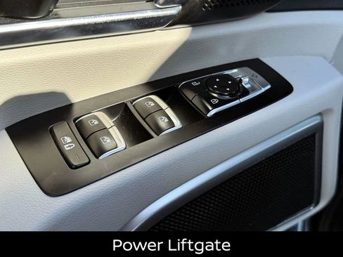 Used 2022 Kia Telluride EX w/ EX Premium Package image 22