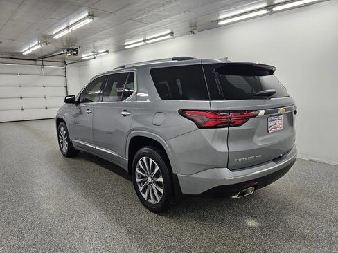 Used 2023 Chevrolet Traverse Premier AWD/4WD image 7