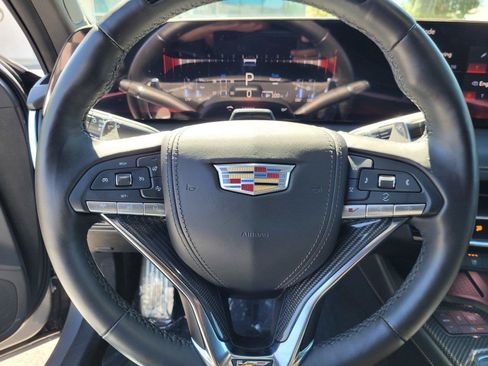 Used 2025 Cadillac CT5 V w/ LPO, ONYX Package AWD/4WD image 34
