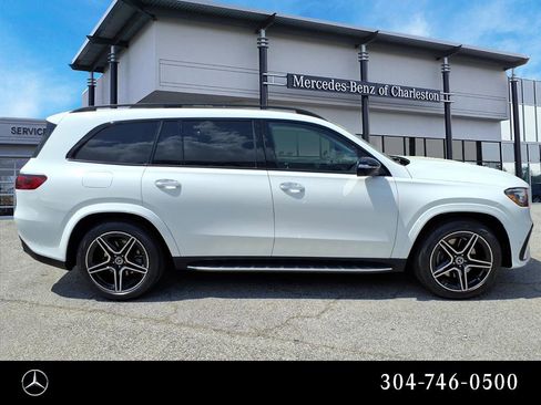 New 2026 Mercedes-Benz GLS 450 4MATIC image 2