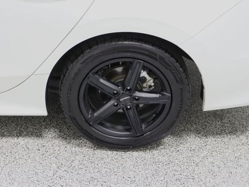 Used 2024 Honda Civic Sport image 10