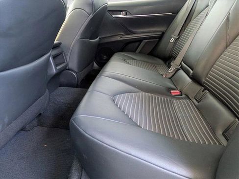 Used 2024 Toyota Camry SE image 17