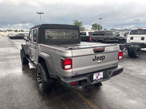 Used 2020 Jeep Gladiator Sport w/ Quick Order Package 24S AWD/4WD image 12