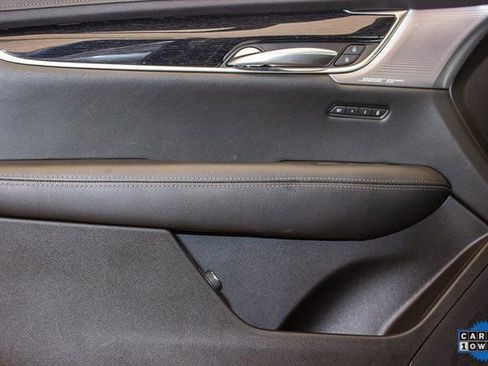 Used 2025 Cadillac XT5 Premium Luxury image 22