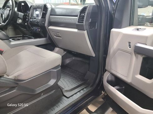 Used 2022 Ford F350 XLT w/ XLT Value Package image 21